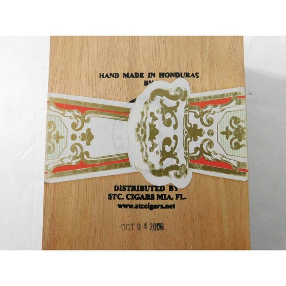 Gran Habano Red Wooden Cigar Box Corojo #5 Handmade In Honduras - Picture 8 of 9